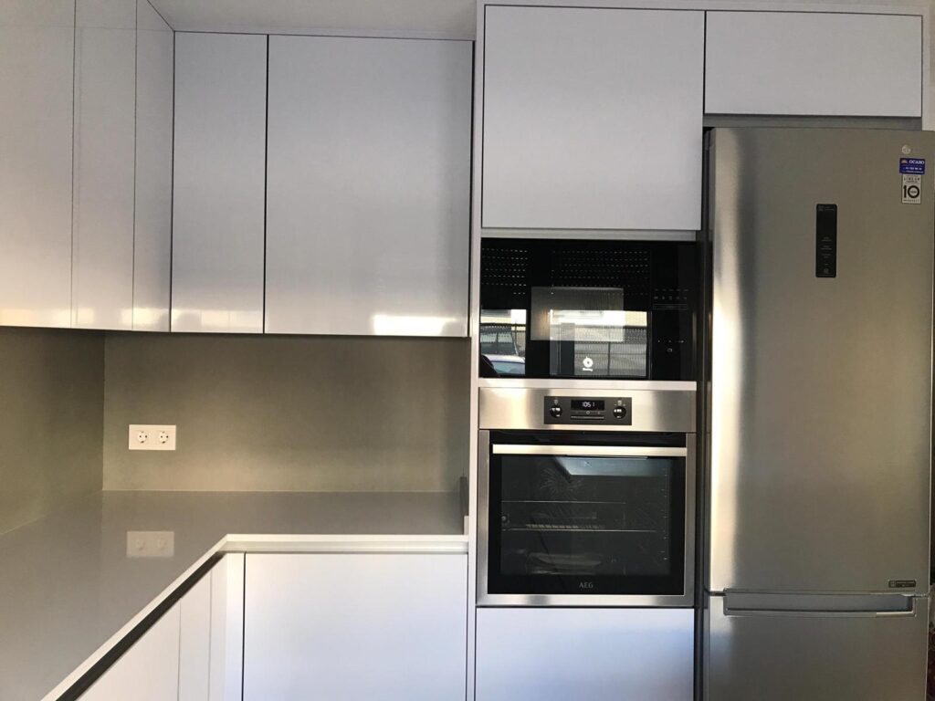 Cómo elegir la distribución perfecta para tu cocina medida